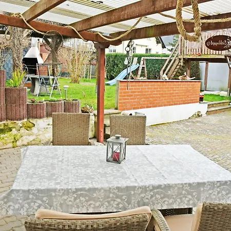 홈스테이 Ferienwohnung Mit Terrasse Und Garten 베르겐 아우프 뤼겐