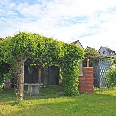 Ferienwohnung Mit Terrasse Und Garten * بيرغن أوف روغن