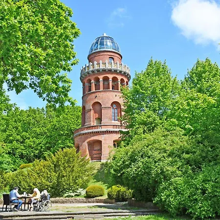 Ferienwohnung Mit Terrasse Und Garten منزل للإقامة
